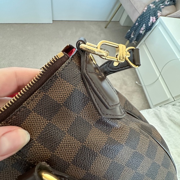 Pre-loved Louis Vuitton brown canvas medium model - Picture 16 of 16